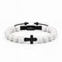 Armband aus weißen Howlith-Perlen mit schwarzem Kreuz aus Zirkonia.